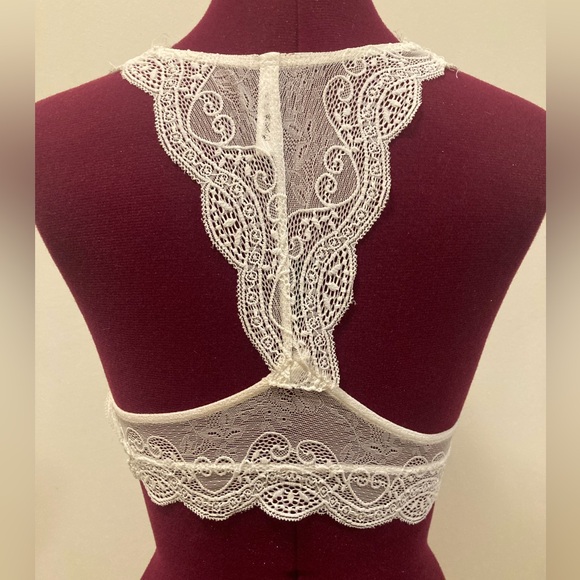 White bralette - Picture 2 of 5